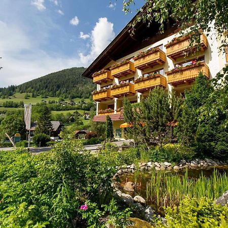 Family & Sporthotel Kaerntnerhof باد كلينكيرشهايم المظهر الخارجي الصورة