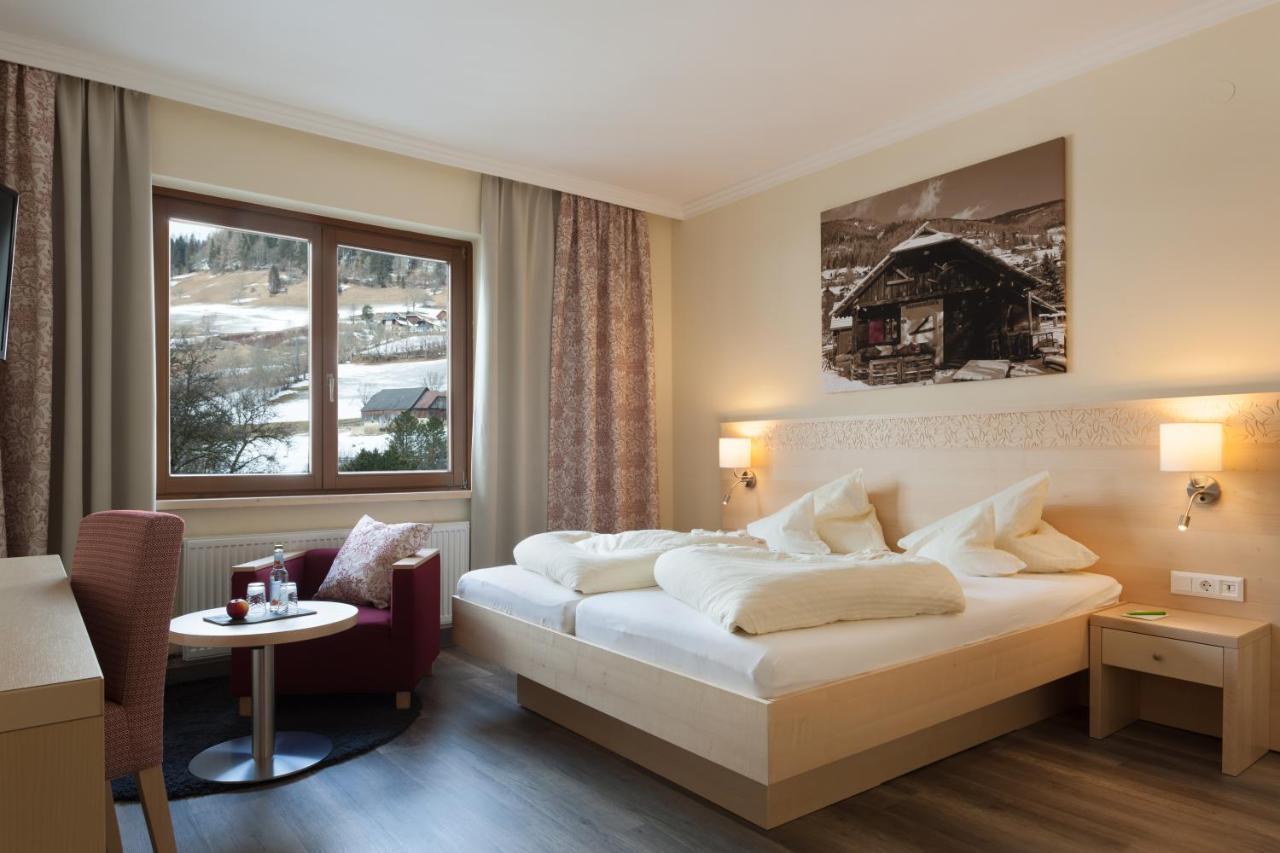 Family & Sporthotel Kaerntnerhof باد كلينكيرشهايم المظهر الخارجي الصورة