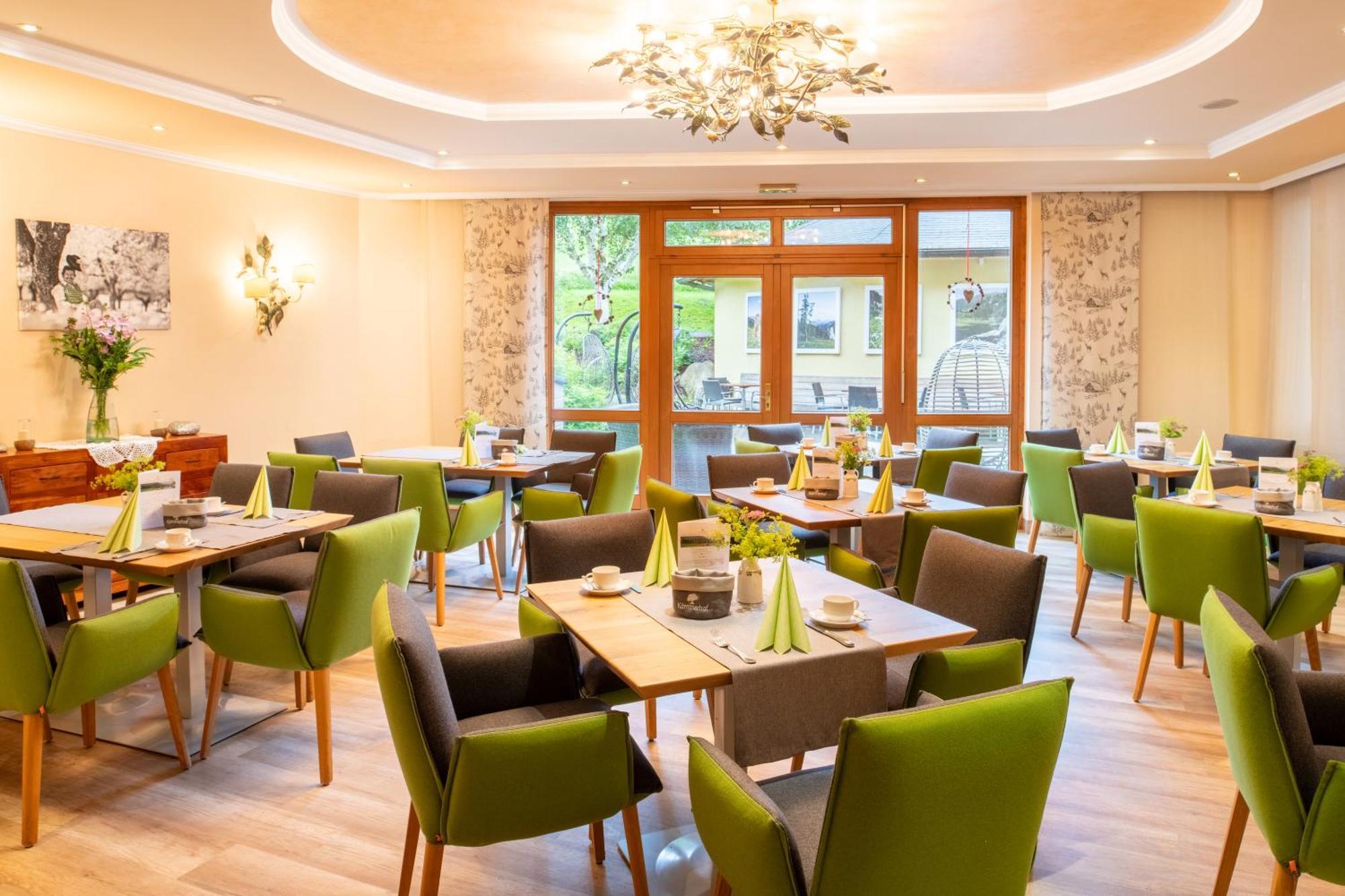 Family & Sporthotel Kaerntnerhof باد كلينكيرشهايم المظهر الخارجي الصورة