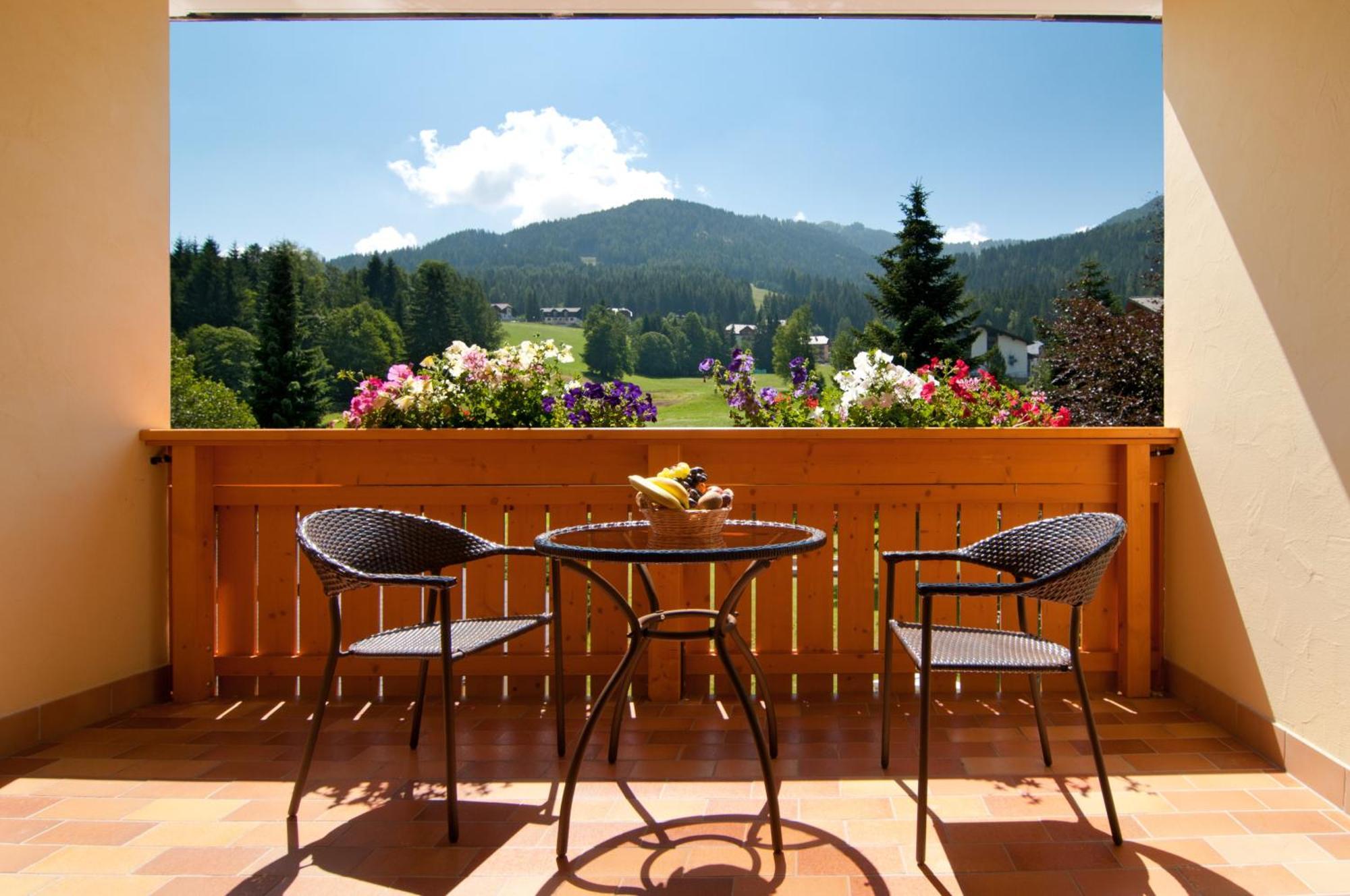 Family & Sporthotel Kaerntnerhof باد كلينكيرشهايم المظهر الخارجي الصورة